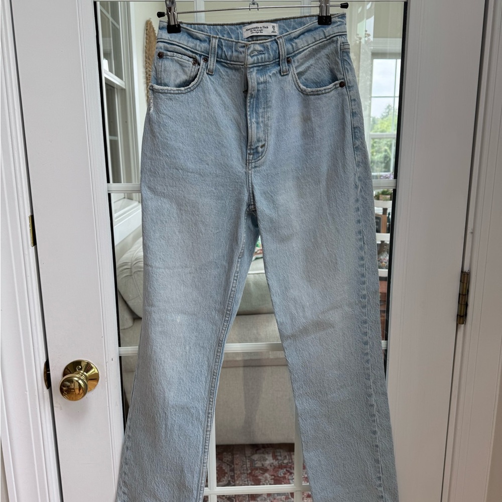 Abercrombie & Fitch The 90s Straight Ultra High Rise Size 25 Short